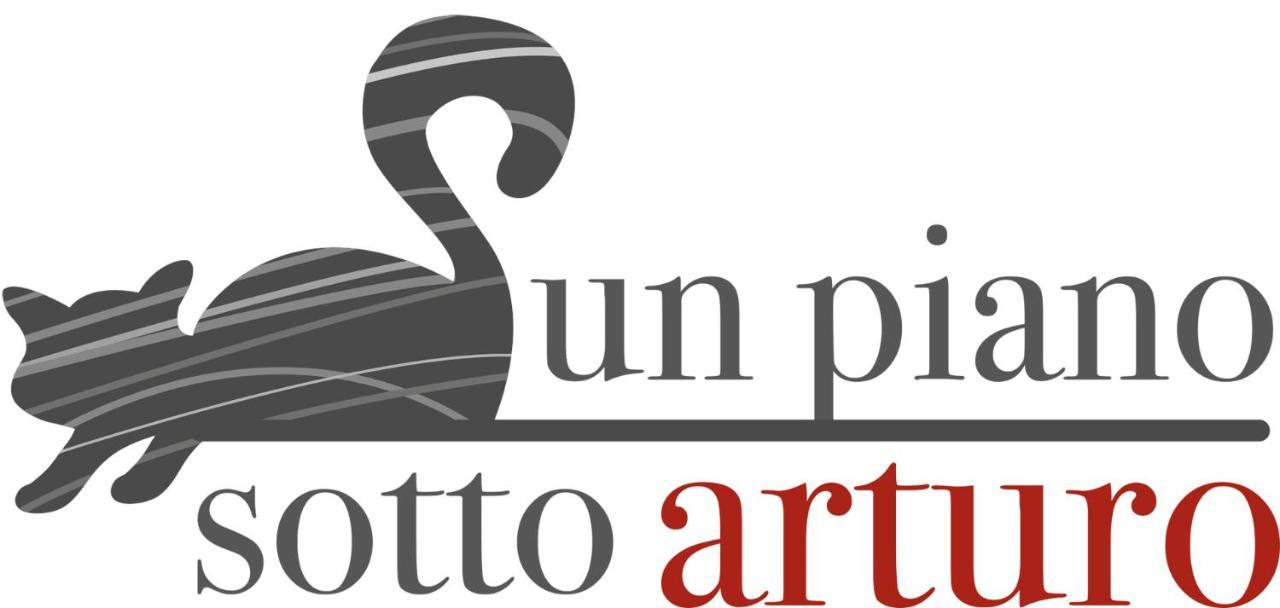 トリノUn Piano Sotto Arturoアパートメント エクステリア 写真